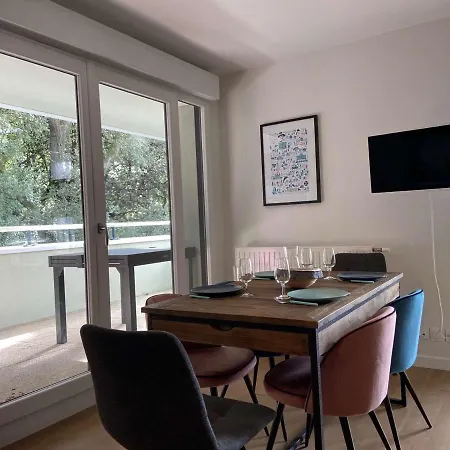 Apartmán Beau T3 A Les Pins Avec Terrasse, Garage Et Proche Commerces - Fr-1-245-175 *