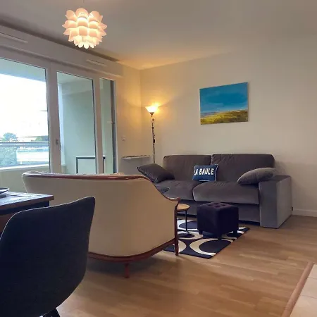 Apartmán Beau T3 A Les Pins Avec Terrasse, Garage Et Proche Commerces - Fr-1-245-175 La Baule